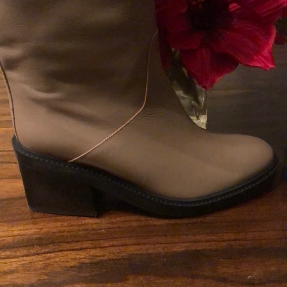 Helmet Lang Knee Hi Boots - Picture 3 of 5